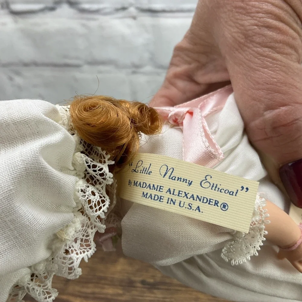 Madame‎ Alexander 8
